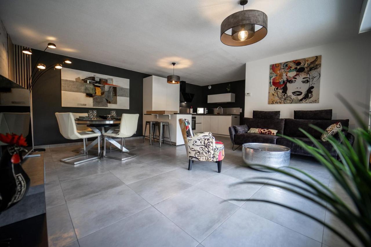 Lac Et Montagnes Charmant Appartement Au Calme Pour 4 Personnes Saint-Jorioz Luaran gambar